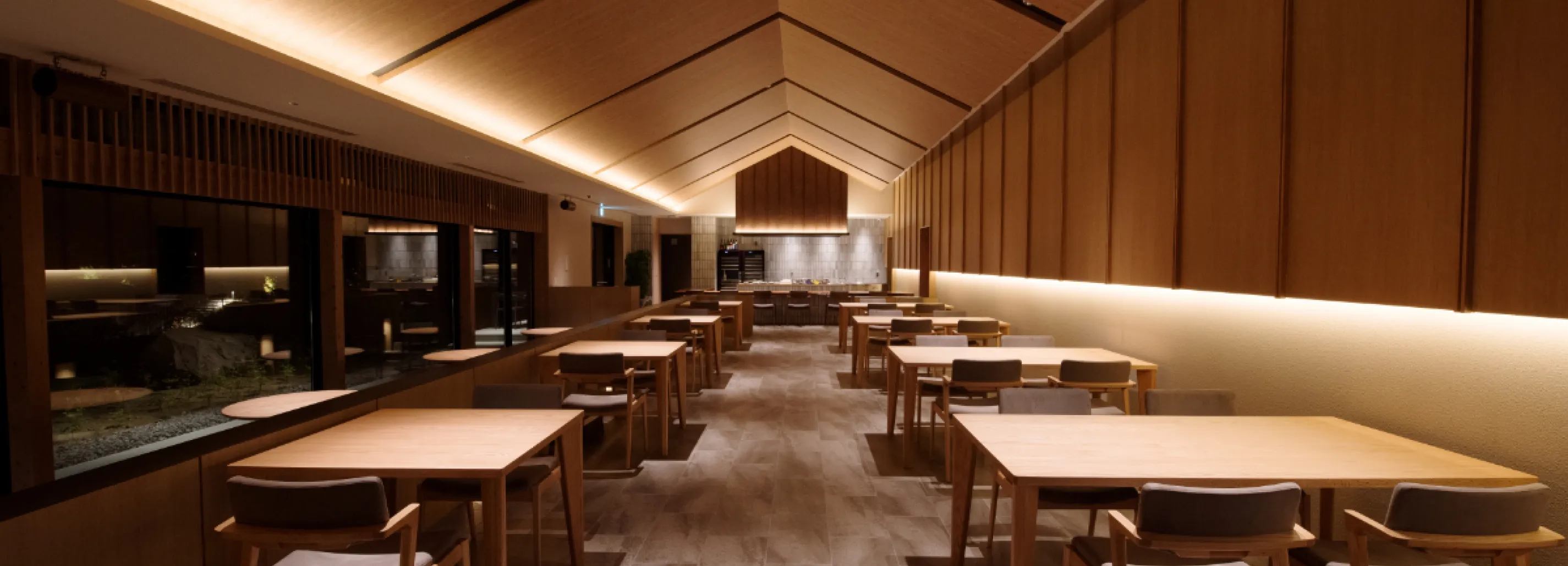 レストラン